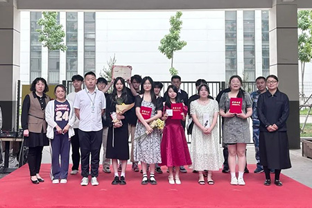 山东港口工程高级技工学校举办第十届校园歌手大赛